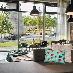 Moxy Feuerbach Hotel Stoccarda